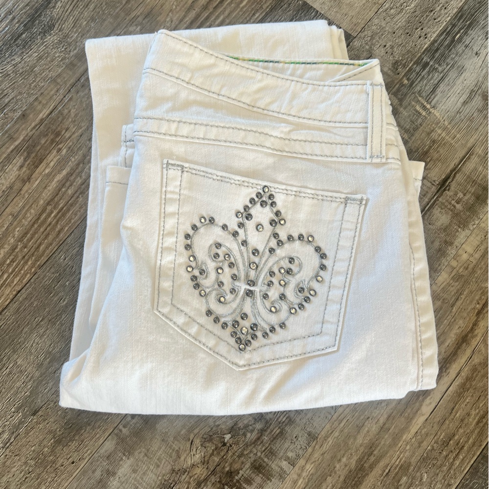 White Denim Jeans with Sparkling Fleur-de-Lis Design